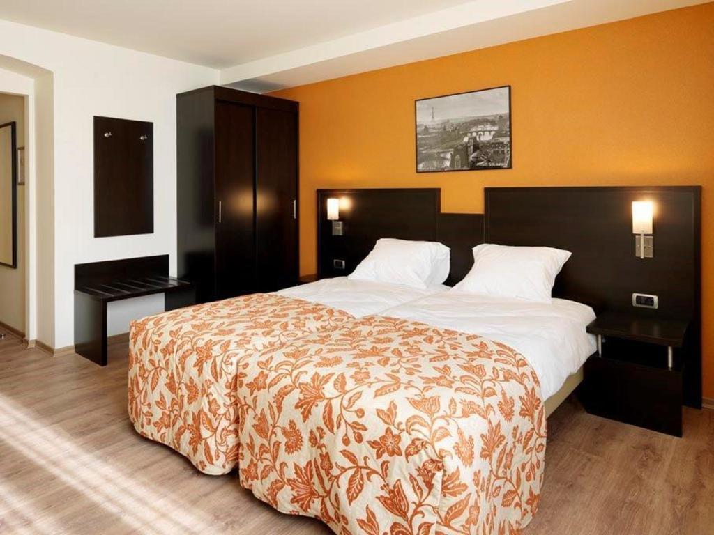 Hotel TTS Temse Kamer foto