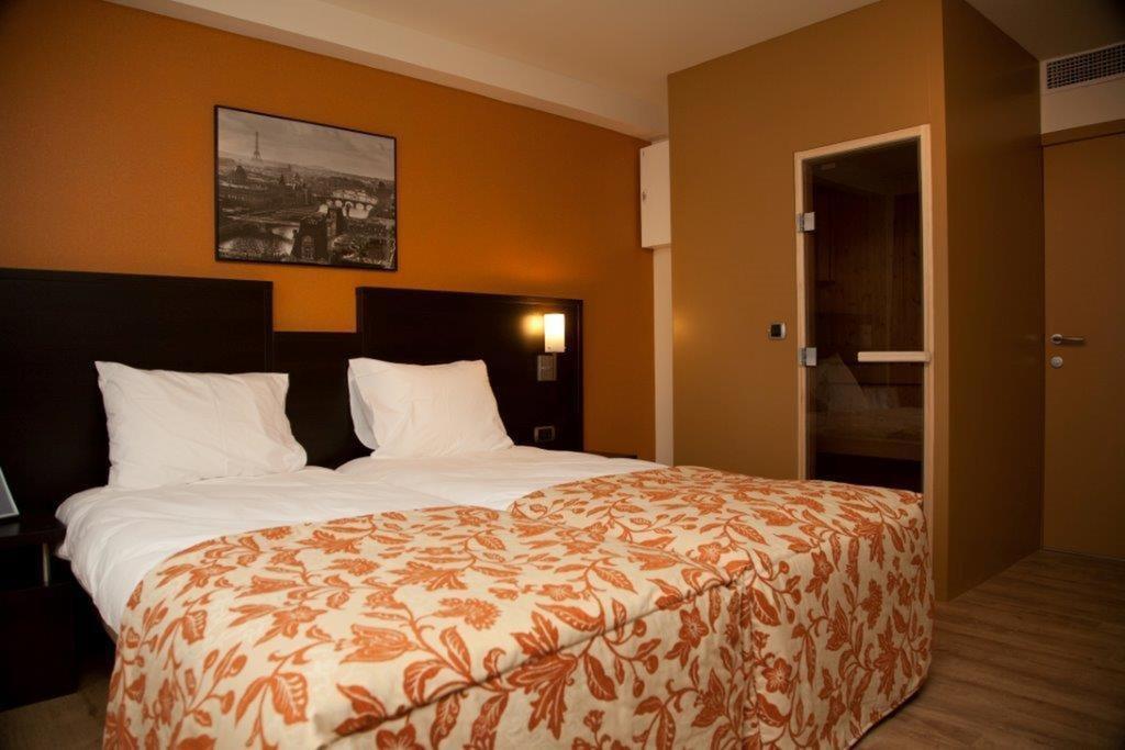 Hotel TTS Temse Kamer foto